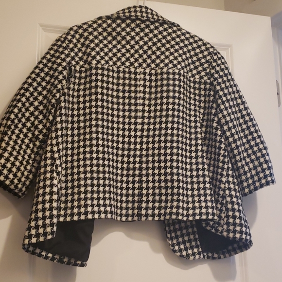 Dressbarn sz L Houndstooth caplet - Picture 5 of 6